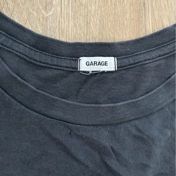GARAGE CROP TOP - Picture 2 of 3
